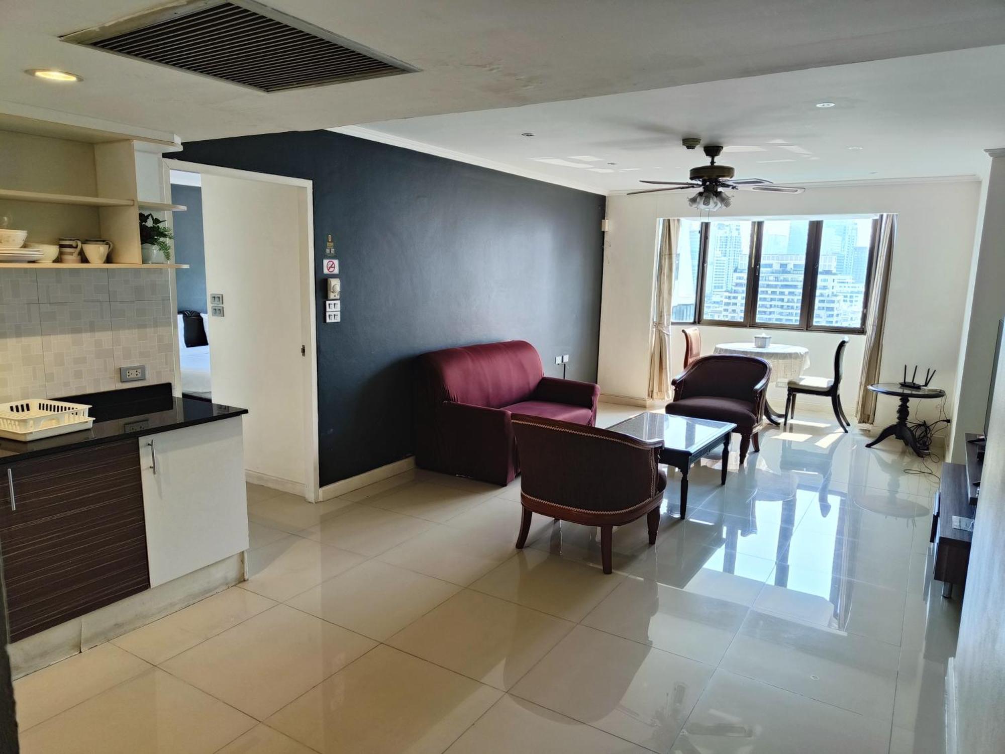 Affordable Serviced Apartments In Nana Omni Tower - Prime Sukhumvit Location Бангкок Екстер'єр фото